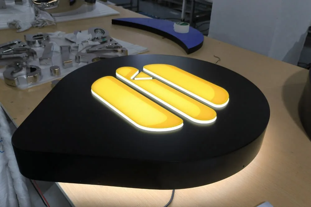 Large-format 3D printing in the Platinum Signs workshop