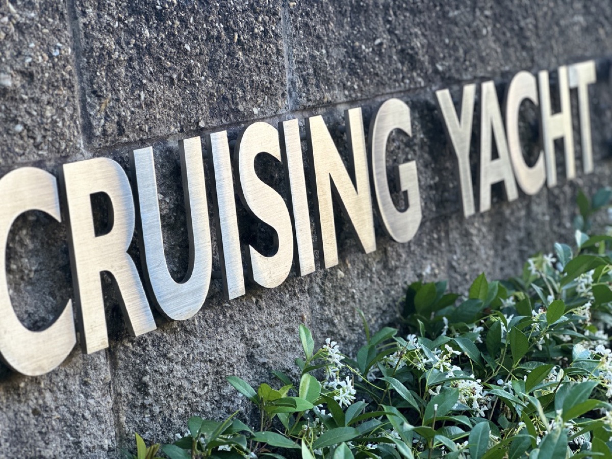 Cut metal letters & logos