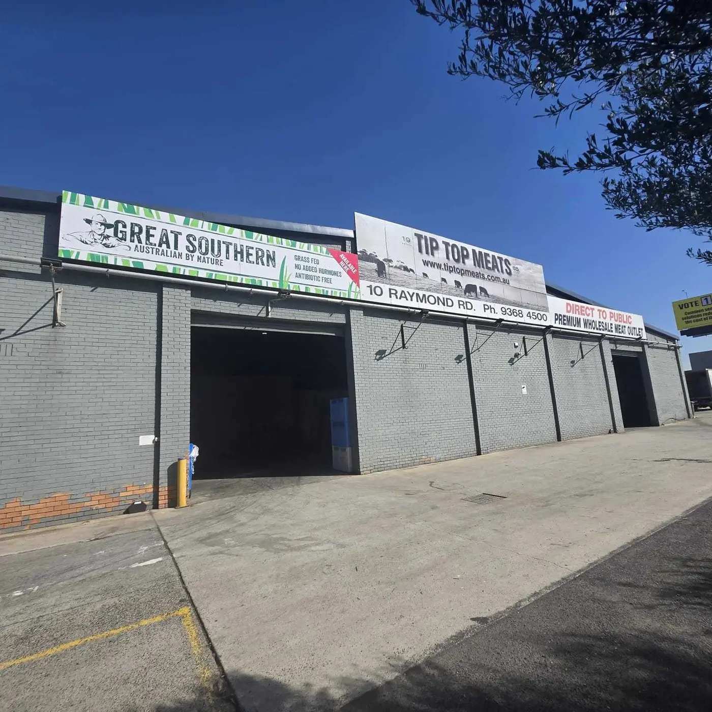 Tip Top Meats building in Laverton North before the rebuild, with its old faded printed fascia sign