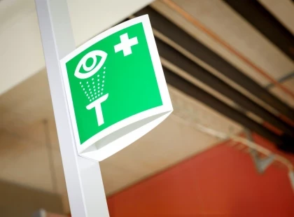 FIRST AID SIGNS