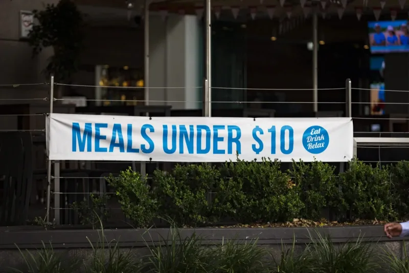 Restaurant Cafe Signage